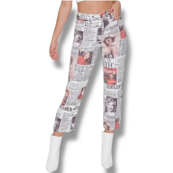 Forever 21 X Marilyn Monroe Newspaper Print Cropped Jeans - Picture 1 of 9